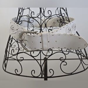 Danier White Leather Cutout Belt